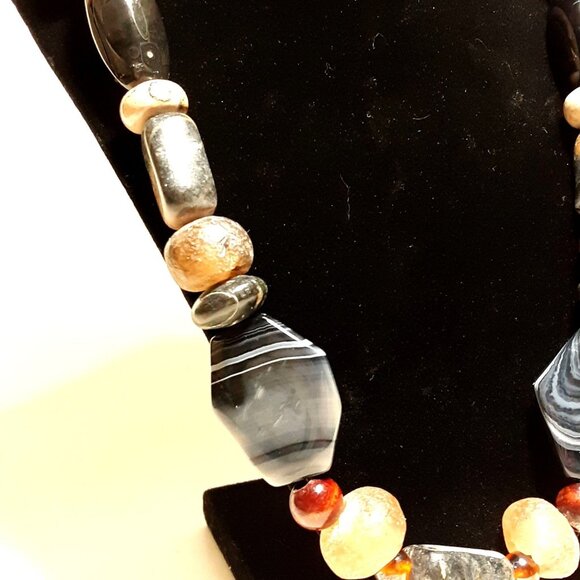Natural Stone Necklace Agate Jasper Coral 22" - Picture 2 of 7